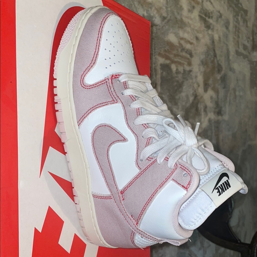 Nike Dunk HI 1985 Summit white Barely rose